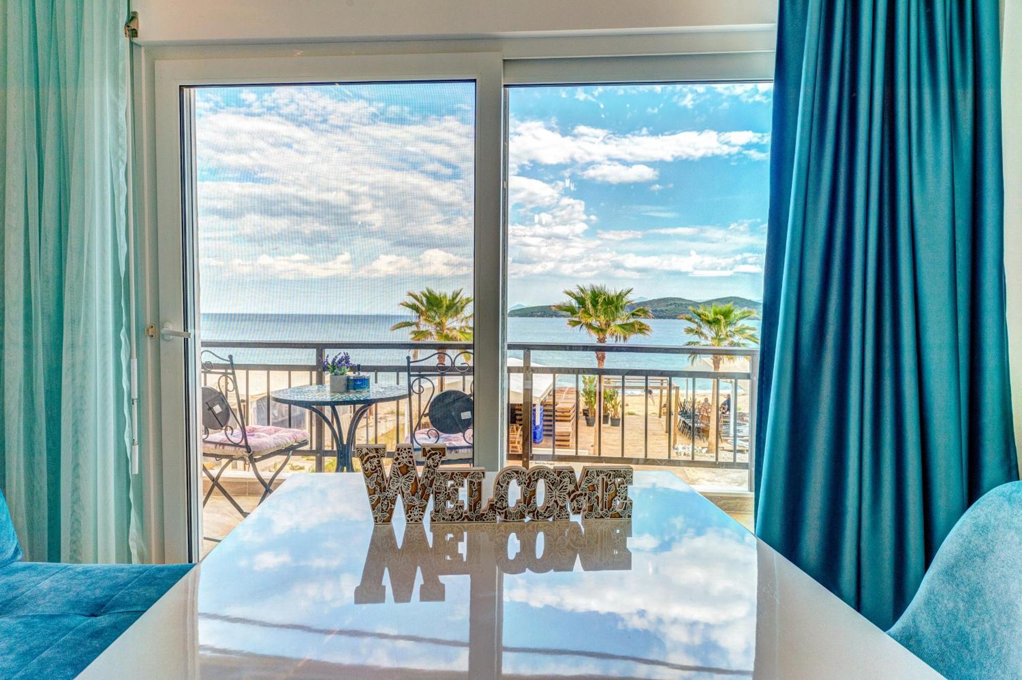 Апартаменти Upper Deck Apt. Неа-Перамос Екстер'єр фото