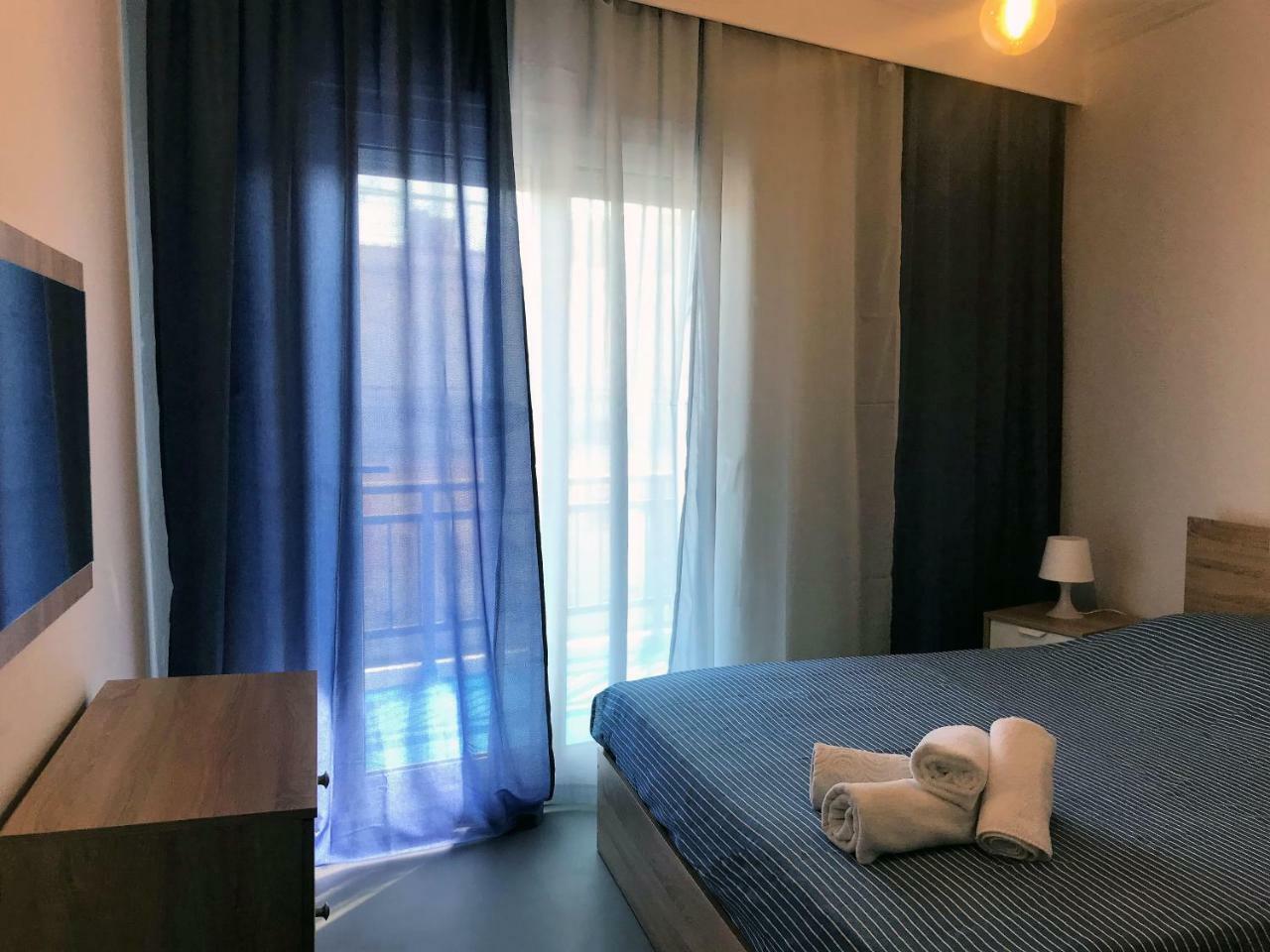 Апартаменти Upper Deck Apt. Неа-Перамос Екстер'єр фото